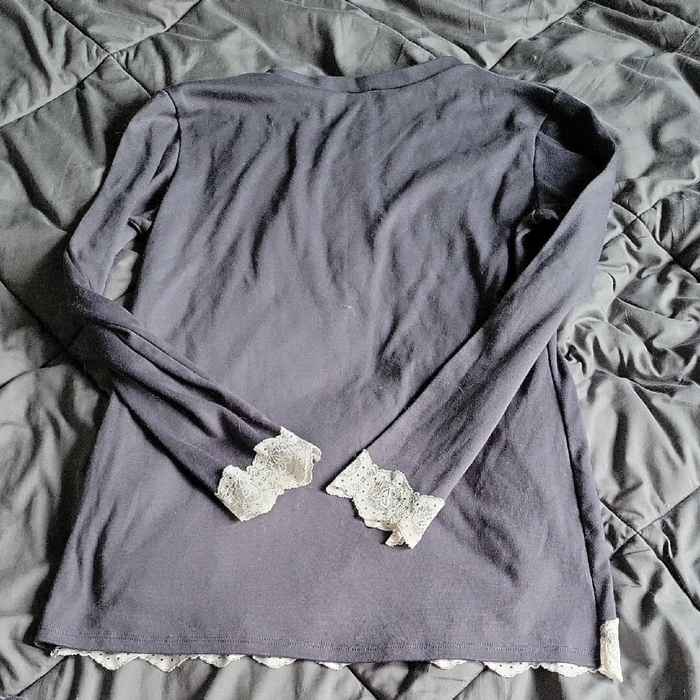 Gray Lace Trim Pyjama Set - Picture 5 of 9